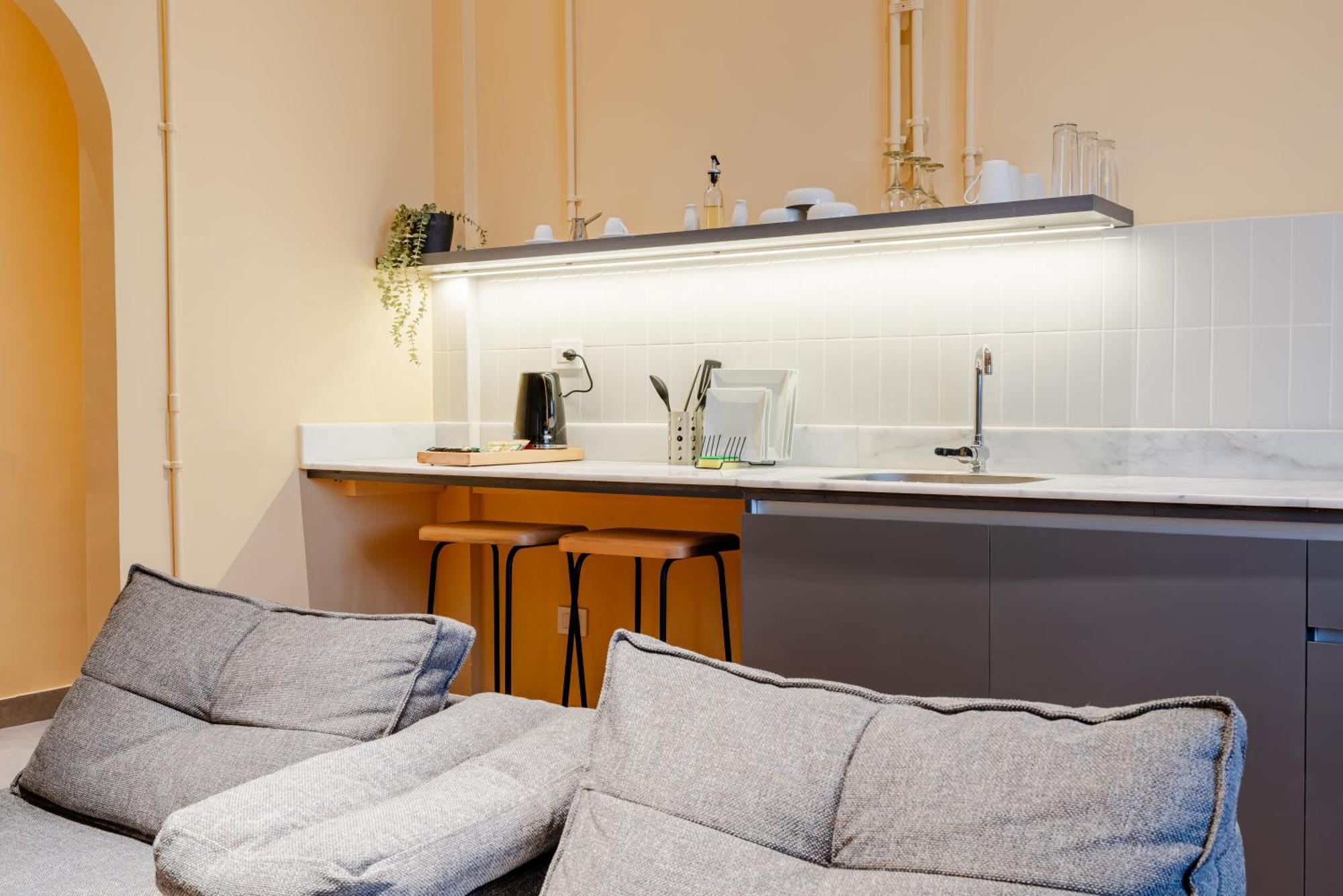 Grey L Studio Apartments Downtown Alexandria Menasce House Ngoại thất bức ảnh