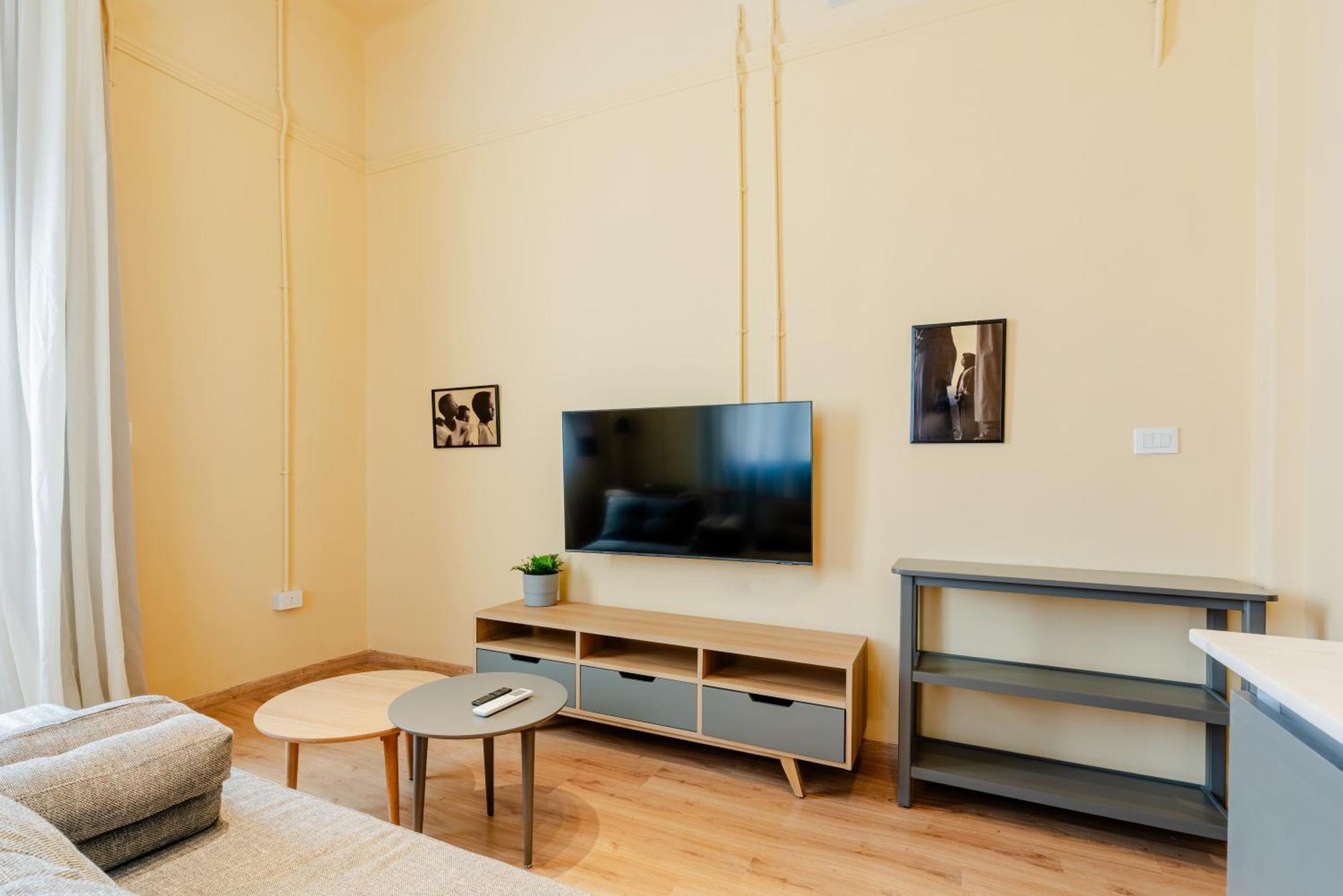 Grey L Studio Apartments Downtown Alexandria Menasce House Ngoại thất bức ảnh